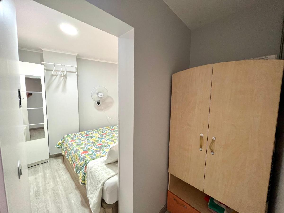Camp Nou, Europa Fira - Modern Two-Bedroom Apartment With Heating L'Hospitalet de Llobregat Exterior photo